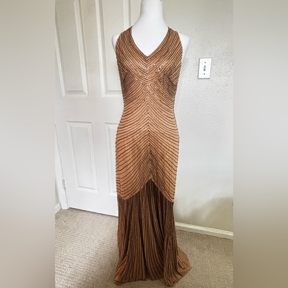 Adrianna Papell Formal Silk Sequin Beaded Event Gown - Picture 8 of 14